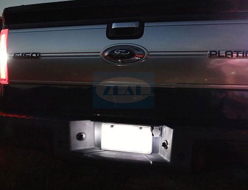 Ford LED License Plate Light ZL-I15